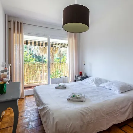 Apartment Vaneau Gallia Traversant